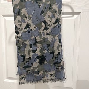 Vineyard Vines Camo Print Long Blue Green Khaki